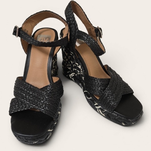 DV Dolce Vita Shoes - DV‎ Dolce Vita Herd Black Cream Woven Braided 5" Wedge Sandals Womens 8 Strap